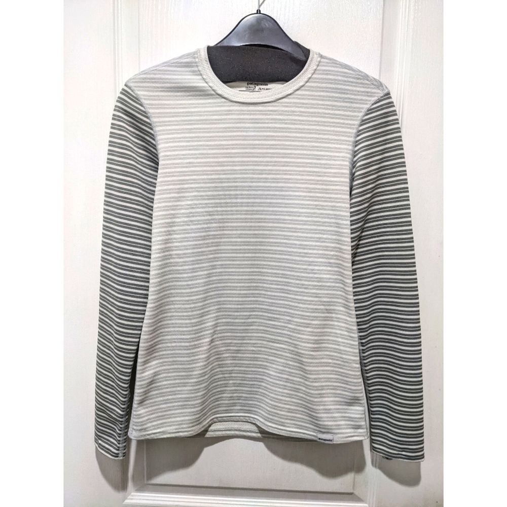 Patagonia | Women's Capilene® 3 Midweight Crew In Grey Stripe